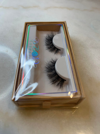 Amour eyelashes 20MM